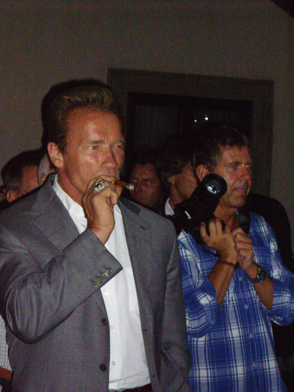 021_arnold_u-zigarre